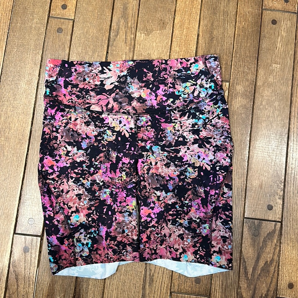 Lululuemon Base Pace High Rise Short 8”